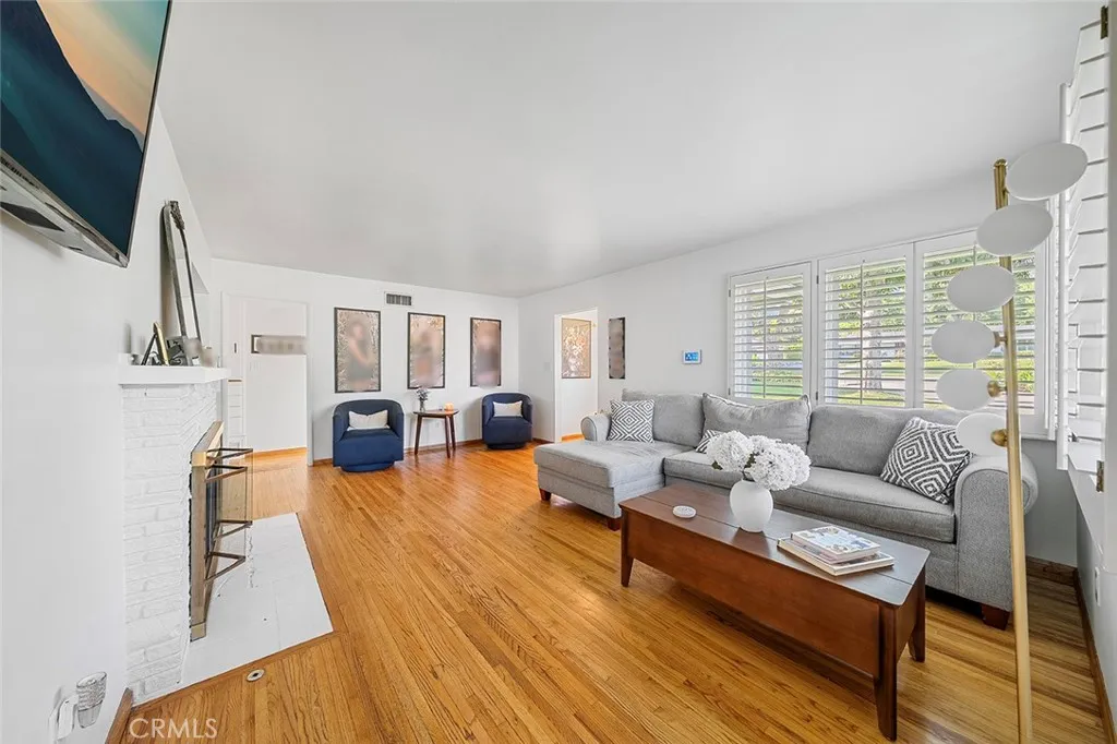 Additional image 10 of 726 E Sierra Madre Avenue, Glendora, CA 91741