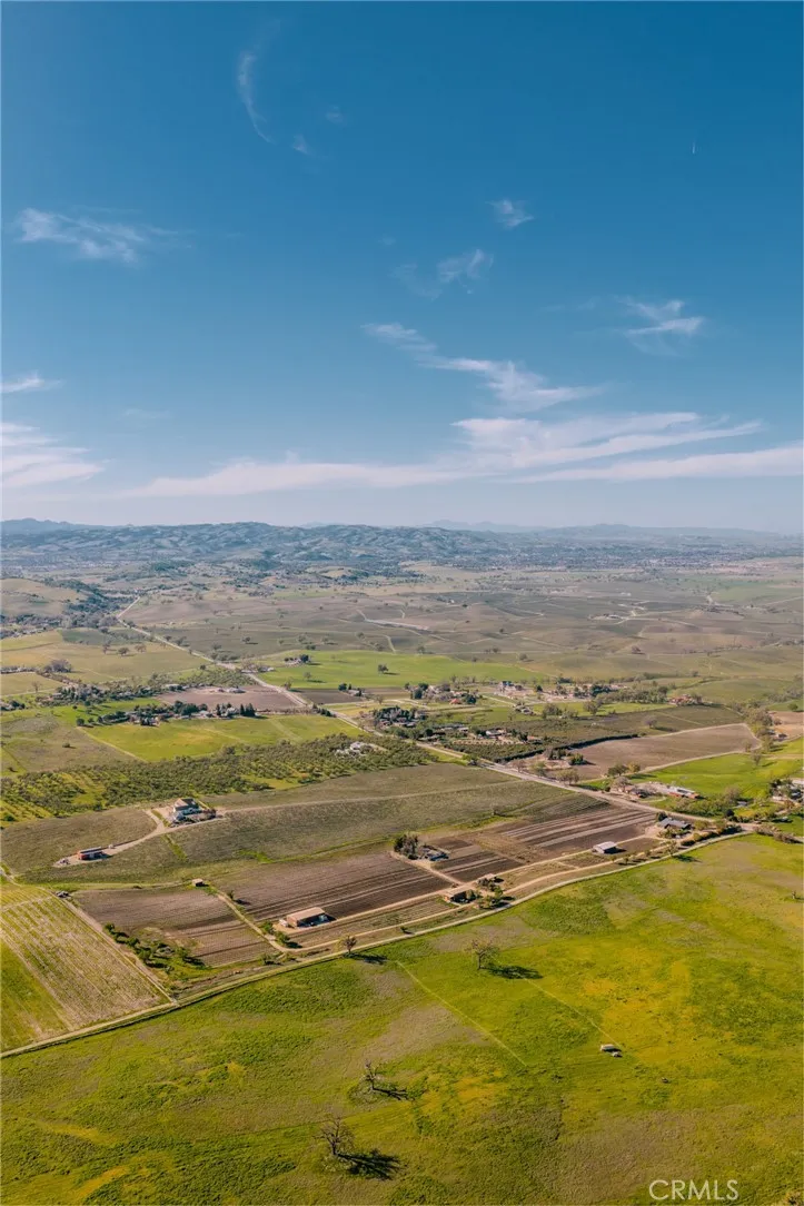 Additional image 11 of 5575 El Pomar Dr, Templeton, CA 93465