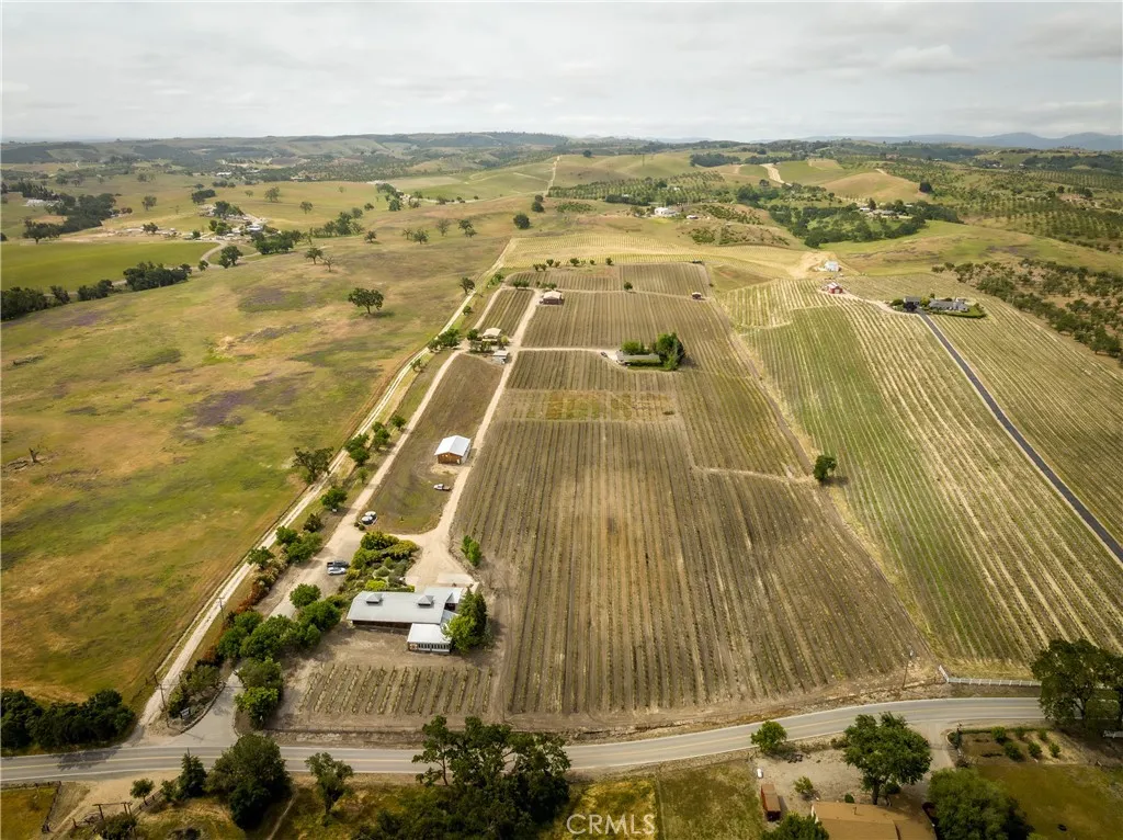 Additional image 2 of 5575 El Pomar Dr, Templeton, CA 93465