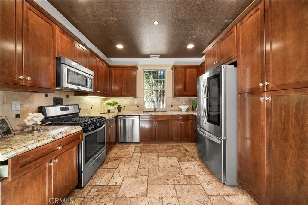 Additional image 56 of 94 Mission, Irvine, CA 92620