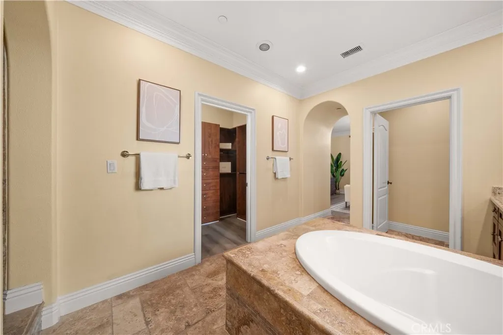 Additional image 61 of 94 Mission, Irvine, CA 92620
