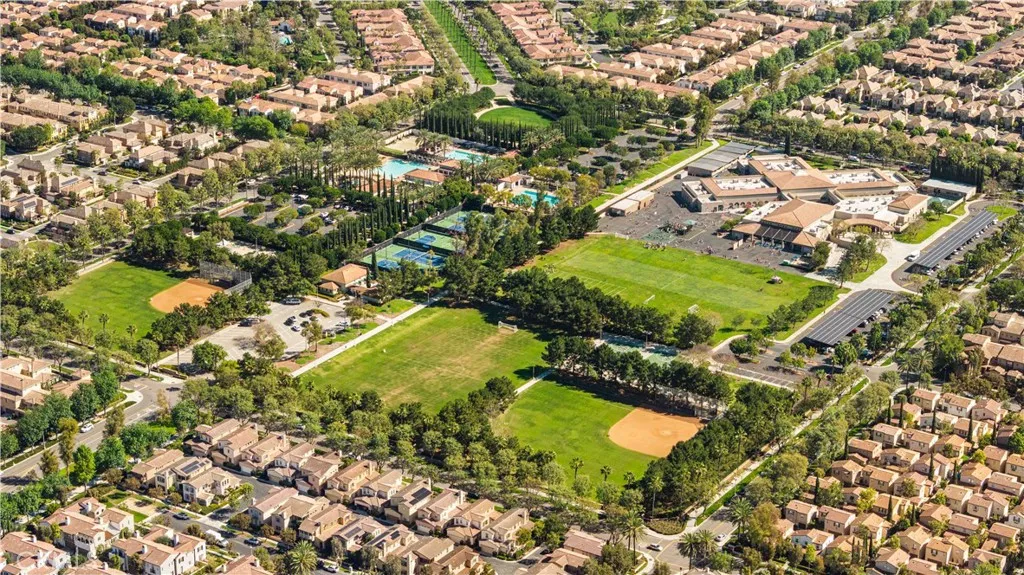 Additional image 42 of 94 Mission, Irvine, CA 92620