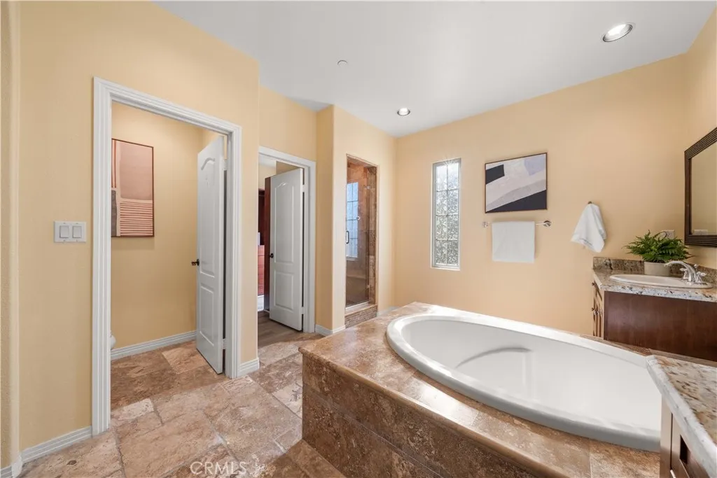Additional image 29 of 94 Mission, Irvine, CA 92620