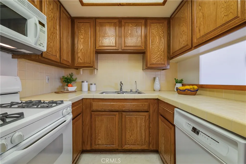 Additional image 11 of 1137 N Maryland Avenue Unit 5, Glendale, CA 91207