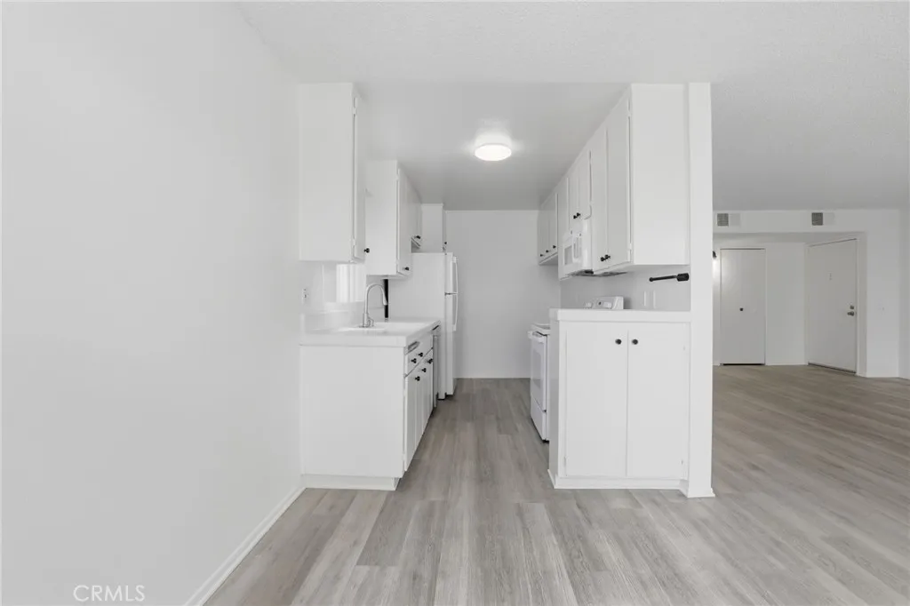 Additional image 10 of 5400 Lindley Avenue Unit 121, Encino, CA 91316