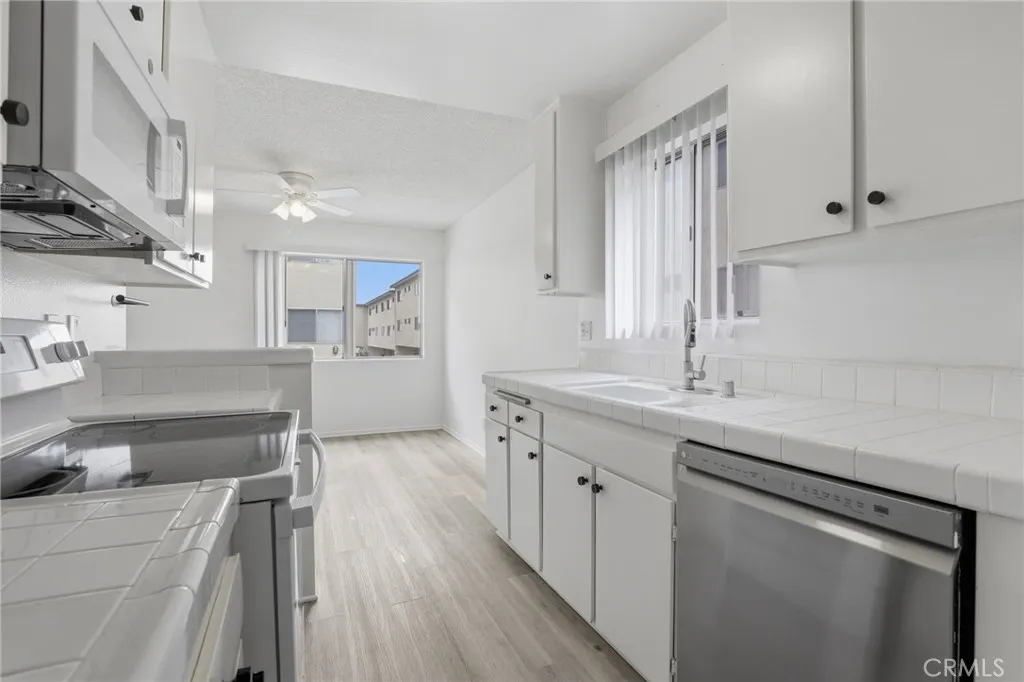 Additional image 13 of 5400 Lindley Avenue Unit 121, Encino, CA 91316