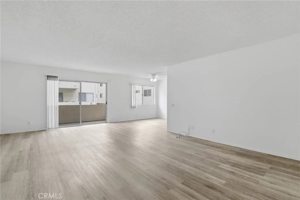 Additional image 4 of 5400 Lindley Avenue Unit 121, Encino, CA 91316