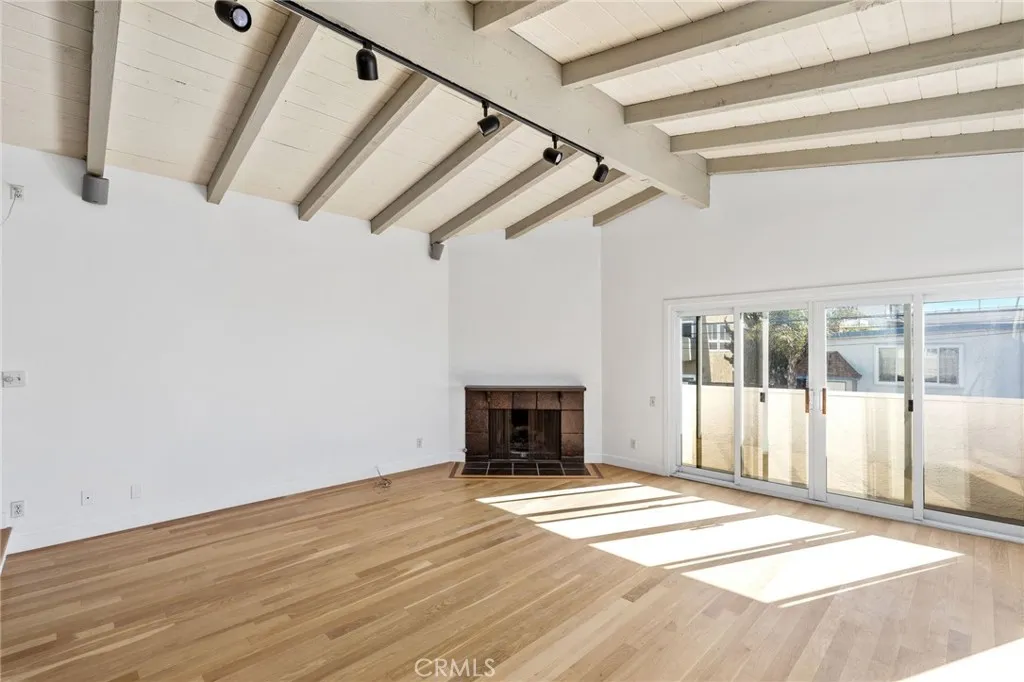 Additional image 5 of 959 2nd St, Hermosa Beach, CA 90254