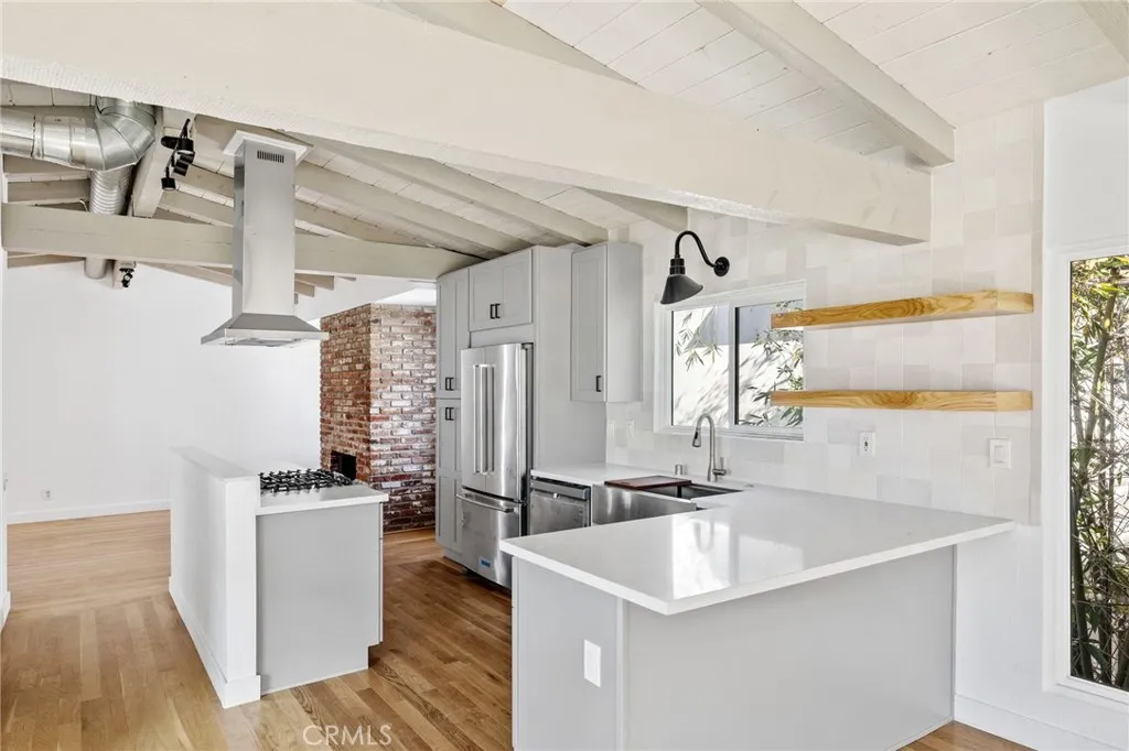 Additional image 16 of 959 2nd St, Hermosa Beach, CA 90254