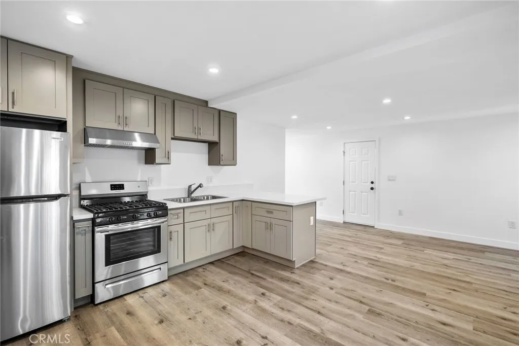 Additional image 103 of 959 2nd St, Hermosa Beach, CA 90254