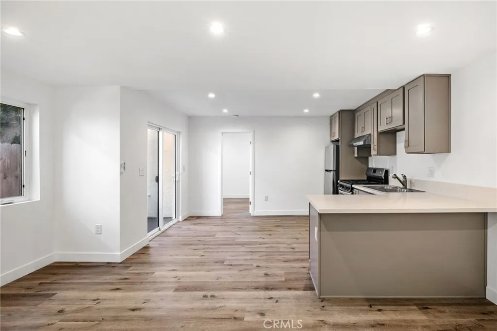 Additional image 101 of 959 2nd St, Hermosa Beach, CA 90254