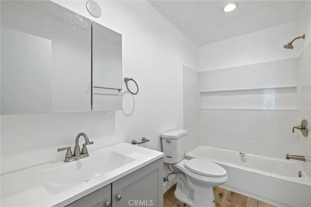 Additional image 96 of 959 2nd St, Hermosa Beach, CA 90254