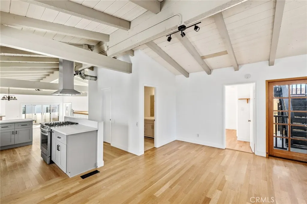 Additional image 81 of 959 2nd St, Hermosa Beach, CA 90254
