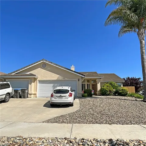 220 Cornuta Way, Nipomo, CA MLS: PI25108294