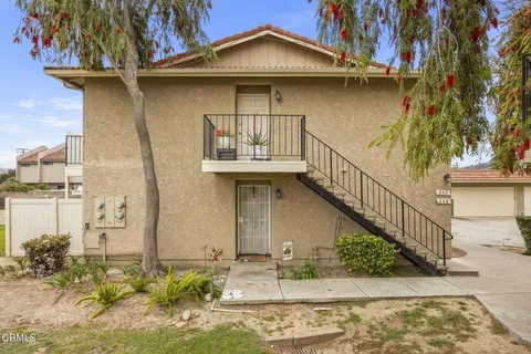 340 W Santa Barbara Street, Santa Paula, CA MLS: V1-28674