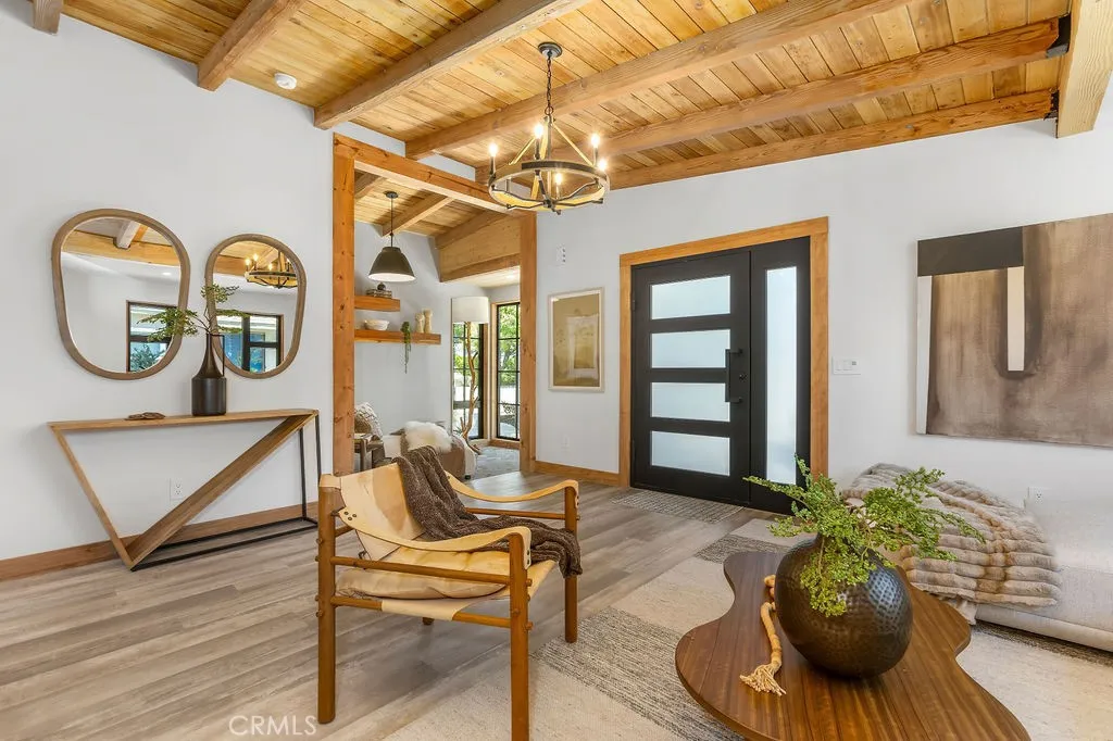 Additional image 37 of 252 Walnut St, Costa Mesa, CA 92627