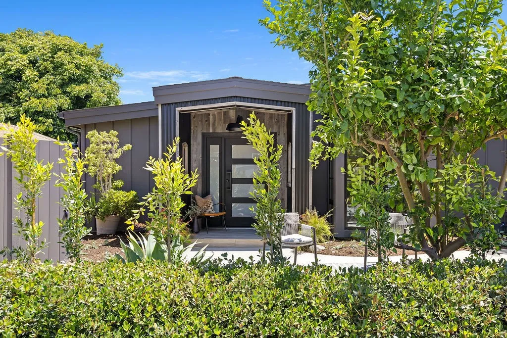 Additional image 21 of 252 Walnut St, Costa Mesa, CA 92627