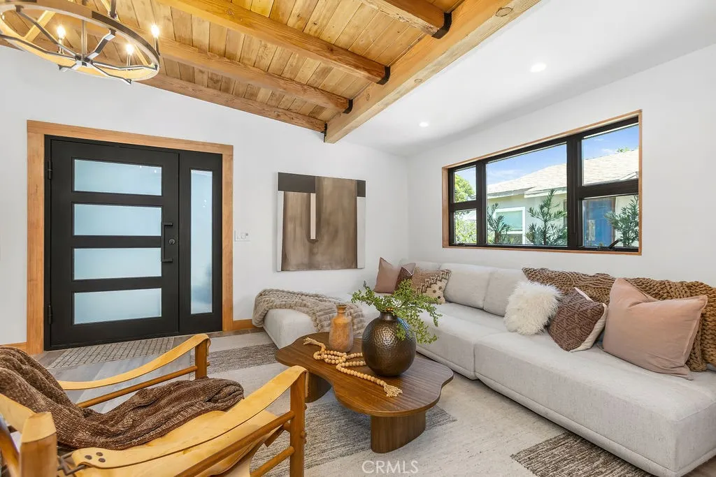 Additional image 12 of 252 Walnut St, Costa Mesa, CA 92627