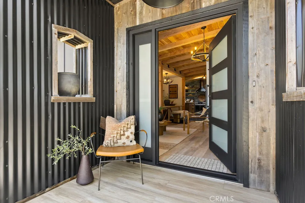 Additional image 35 of 252 Walnut St, Costa Mesa, CA 92627