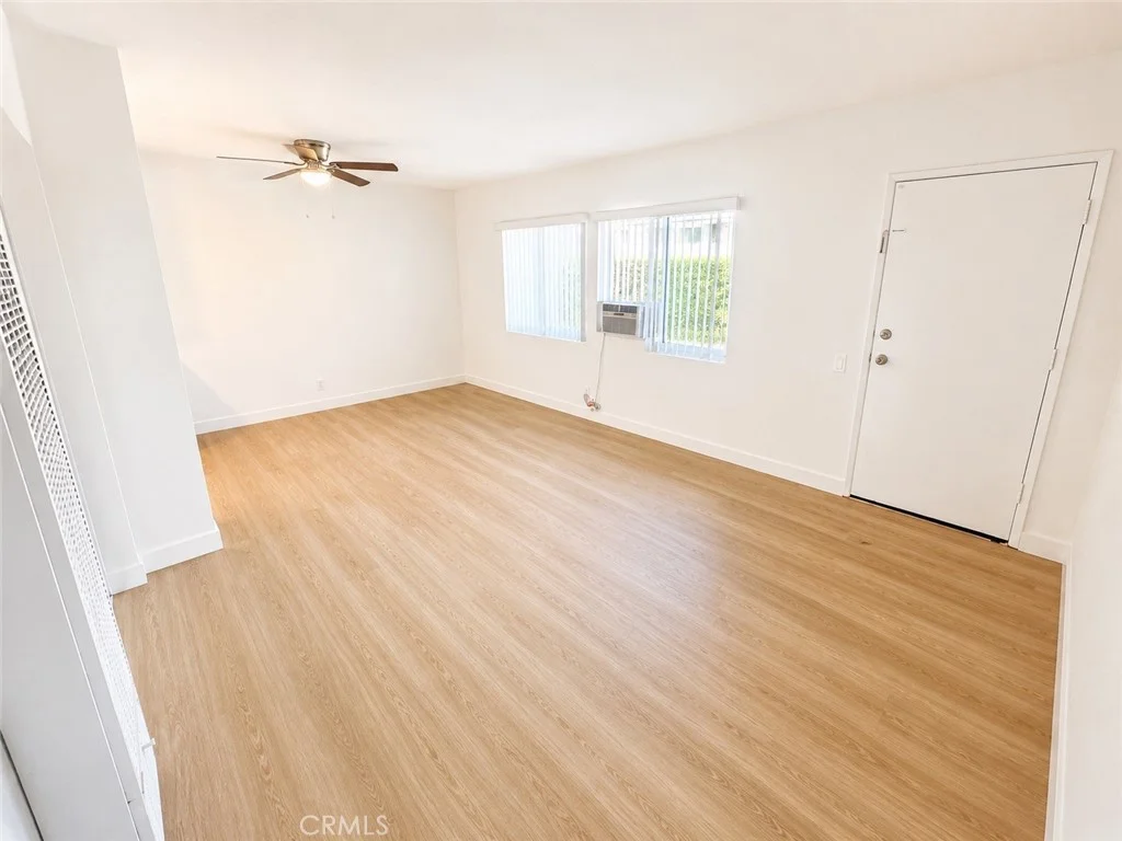 1442 E Maple St, Glendale, CA 91205 photo 2