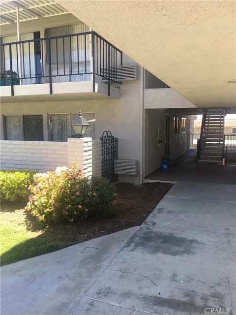 2298 Via Puerta, Laguna Woods, CA MLS: OC25045354