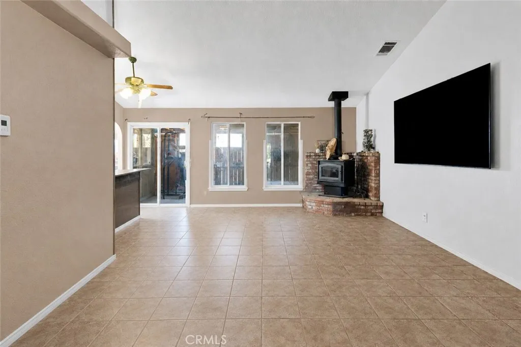 Additional image 7 of 6414 Nielson Road, Phelan, CA 92371