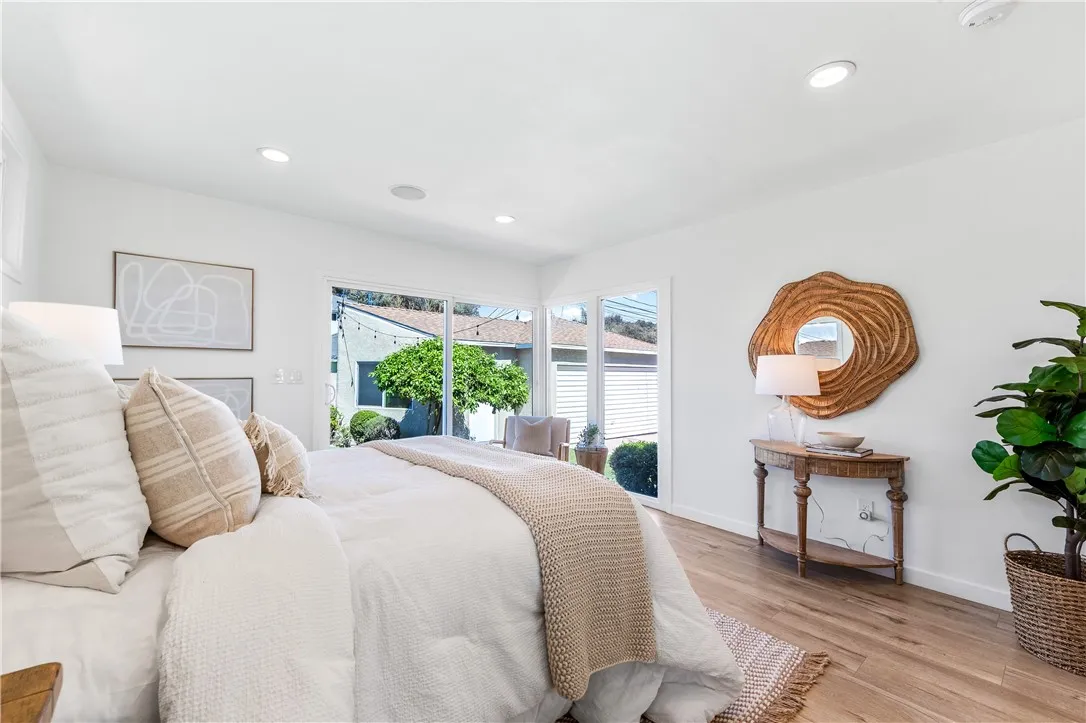 Additional image 104 of 6023 Greenmeadow Rd, Lakewood, CA 90713