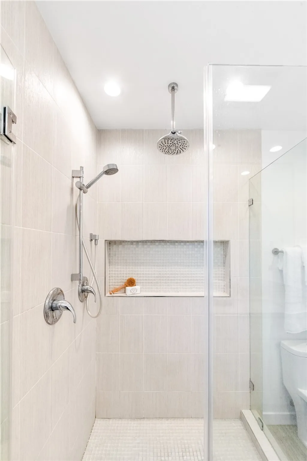 Additional image 41 of 6023 Greenmeadow Rd, Lakewood, CA 90713