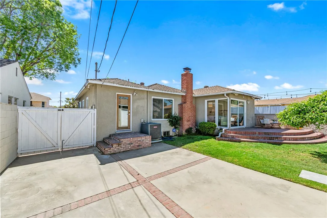 Additional image 116 of 6023 Greenmeadow Rd, Lakewood, CA 90713