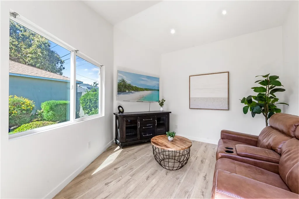 Additional image 51 of 6023 Greenmeadow Rd, Lakewood, CA 90713