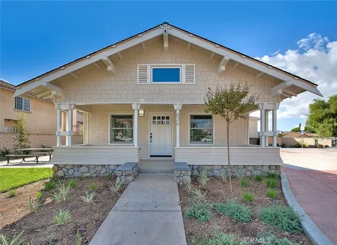 636 W Grand Avenue, Pomona, CA 91776 - MLS#: AR24226261