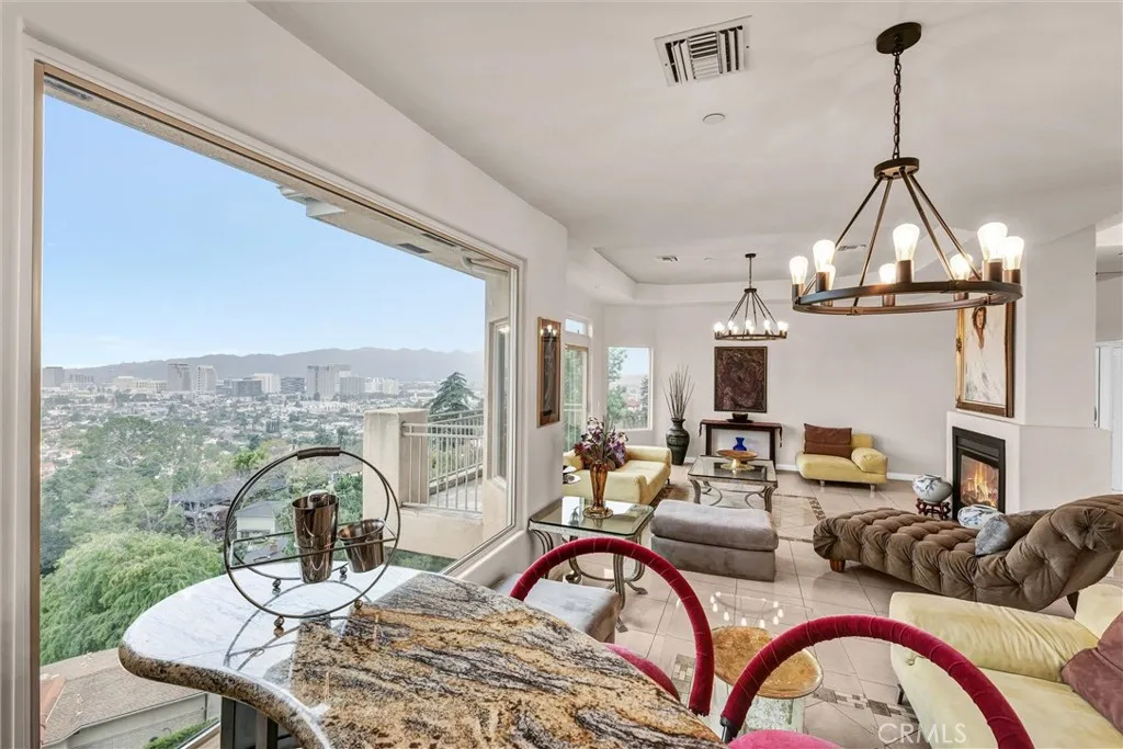 Additional image 57 of 876 Harrington Rd, Glendale, CA 91207