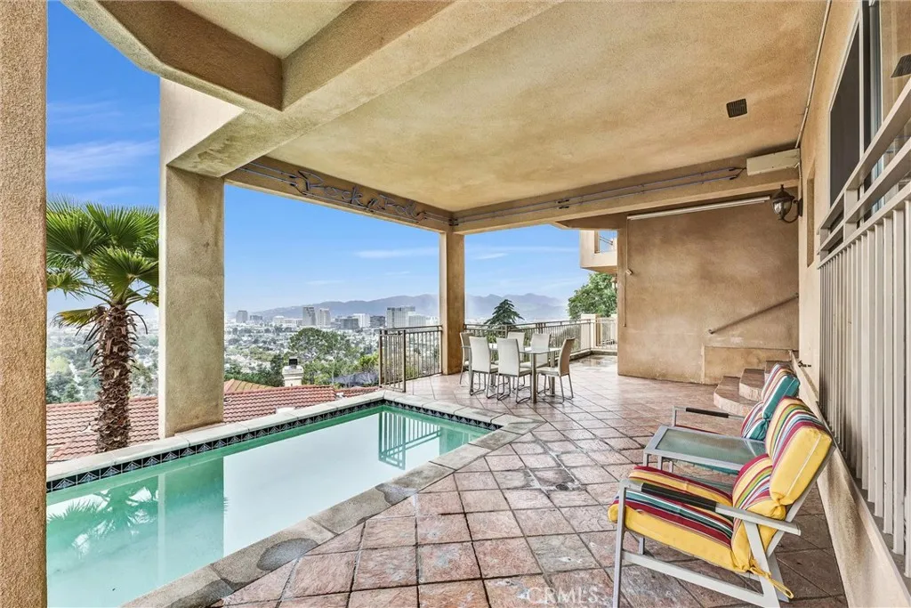 Additional image 86 of 876 Harrington Rd, Glendale, CA 91207