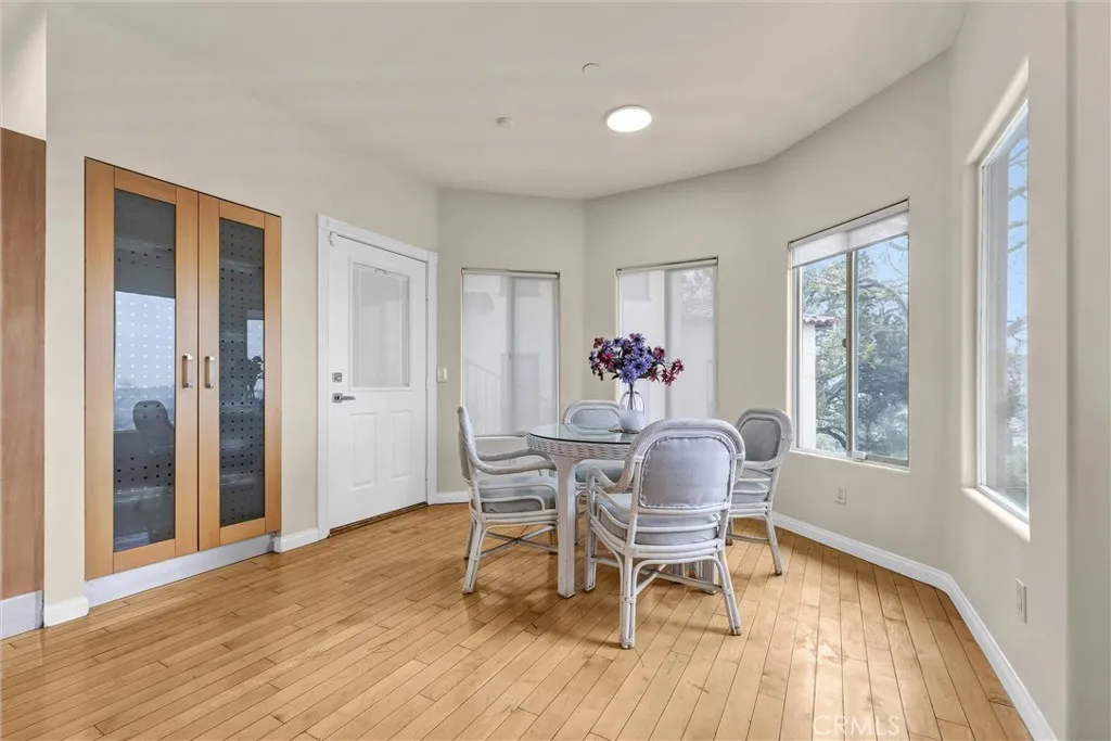 Additional image 67 of 876 Harrington Rd, Glendale, CA 91207