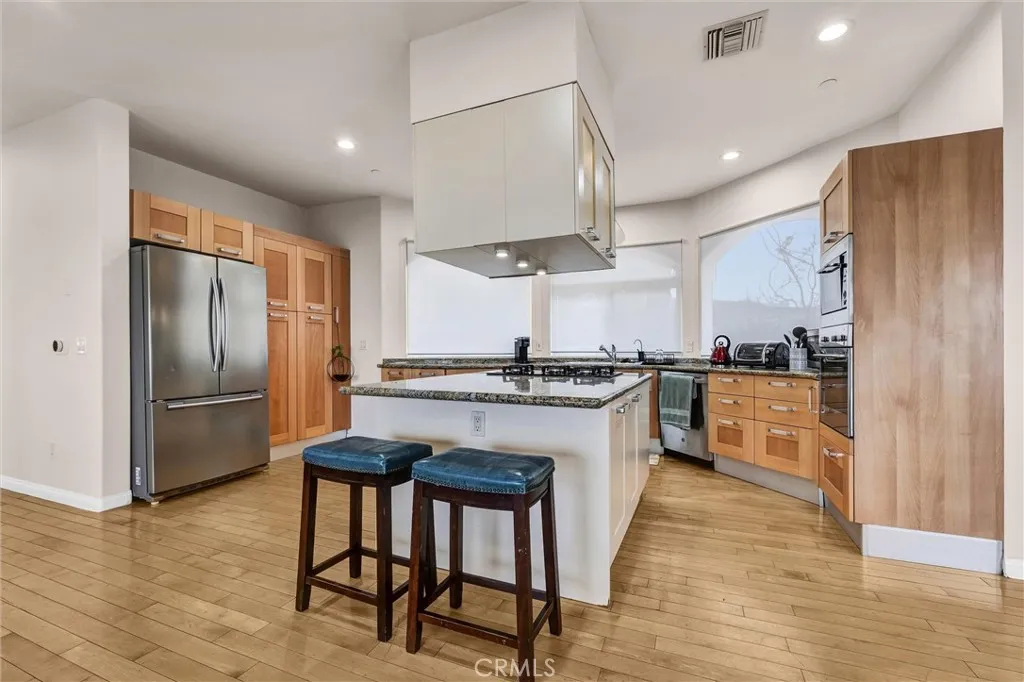 Additional image 62 of 876 Harrington Rd, Glendale, CA 91207