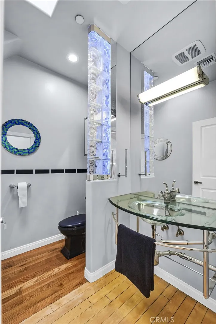 Additional image 58 of 876 Harrington Rd, Glendale, CA 91207