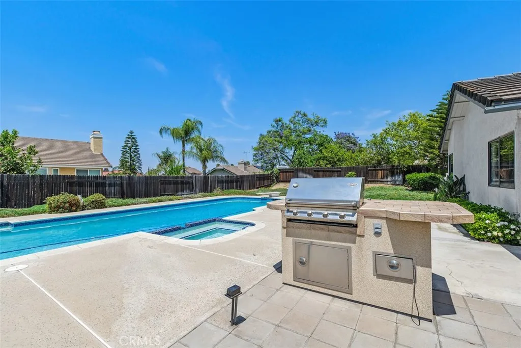 Additional image 38 of 6437 Jaguar Dr, Riverside, CA 92506