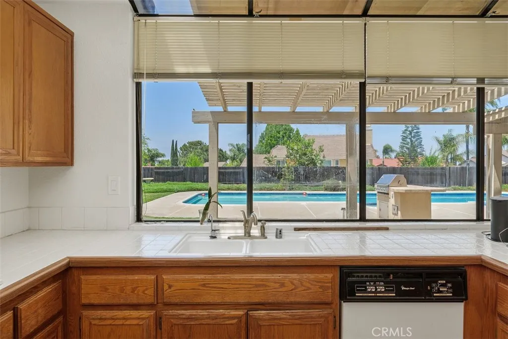Additional image 58 of 6437 Jaguar Dr, Riverside, CA 92506