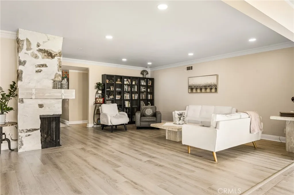 Additional image 8 of 909 N Cleveland St, Orange, CA 92867