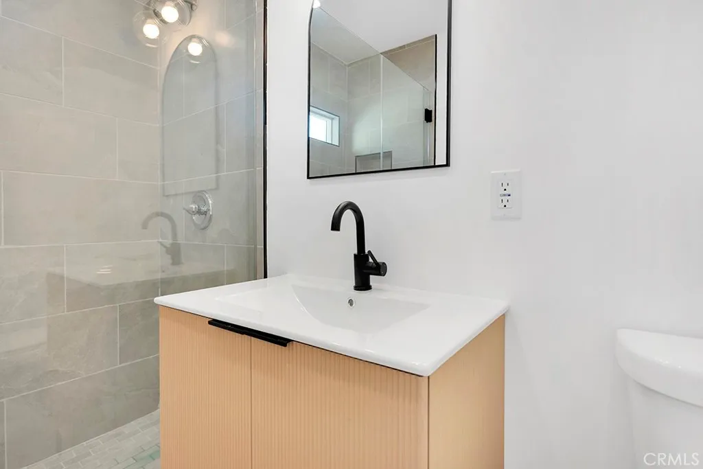 Additional image 16 of 14868 Envoy, Sylmar, CA 91342