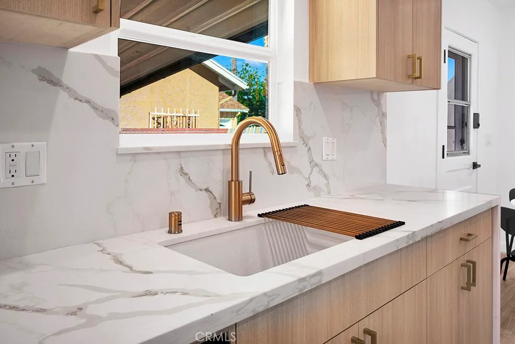 Additional image 11 of 14868 Envoy, Sylmar, CA 91342