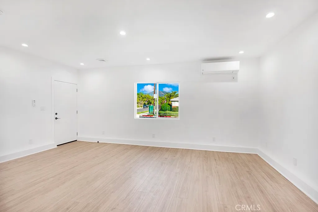 Additional image 85 of 14868 Envoy, Sylmar, CA 91342