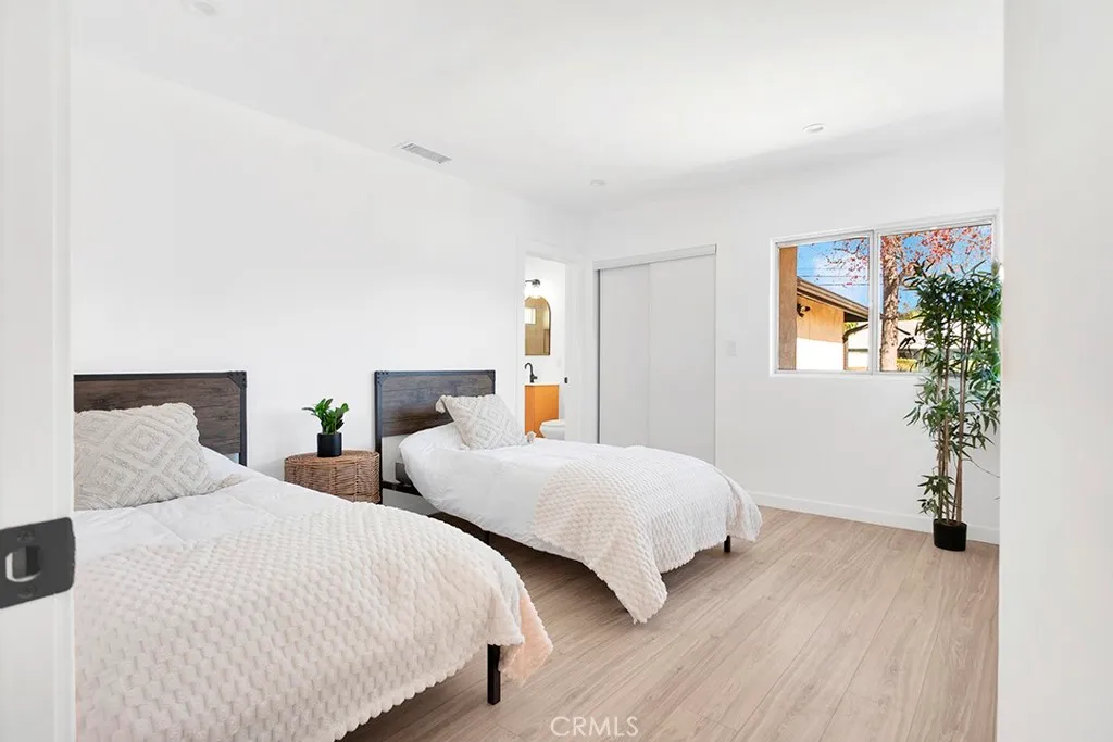 Additional image 66 of 14868 Envoy, Sylmar, CA 91342