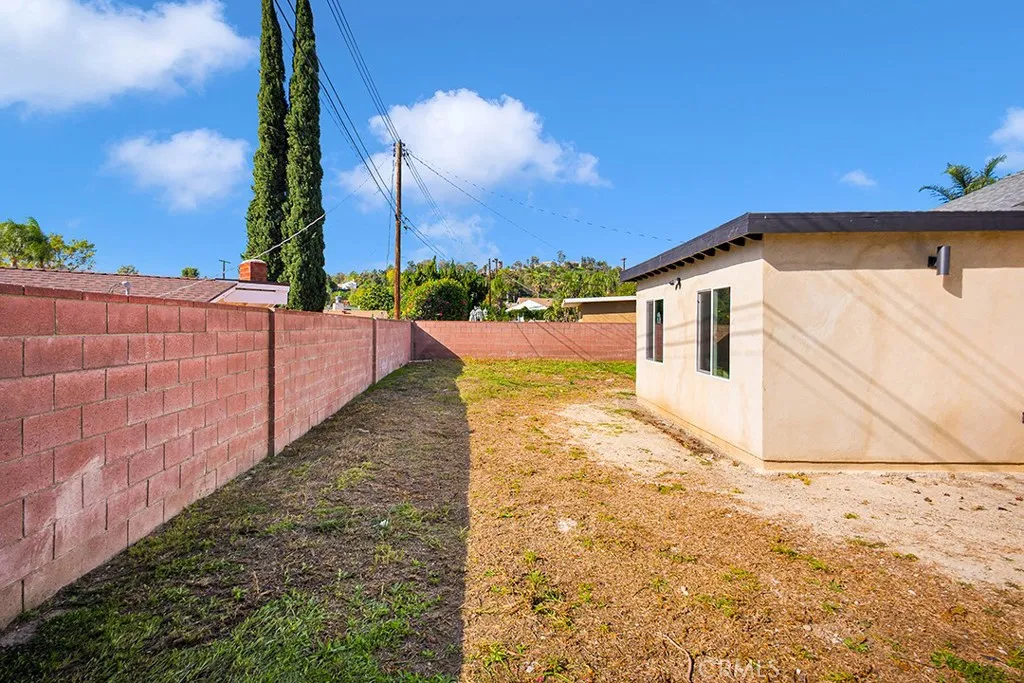 Additional image 102 of 14868 Envoy, Sylmar, CA 91342