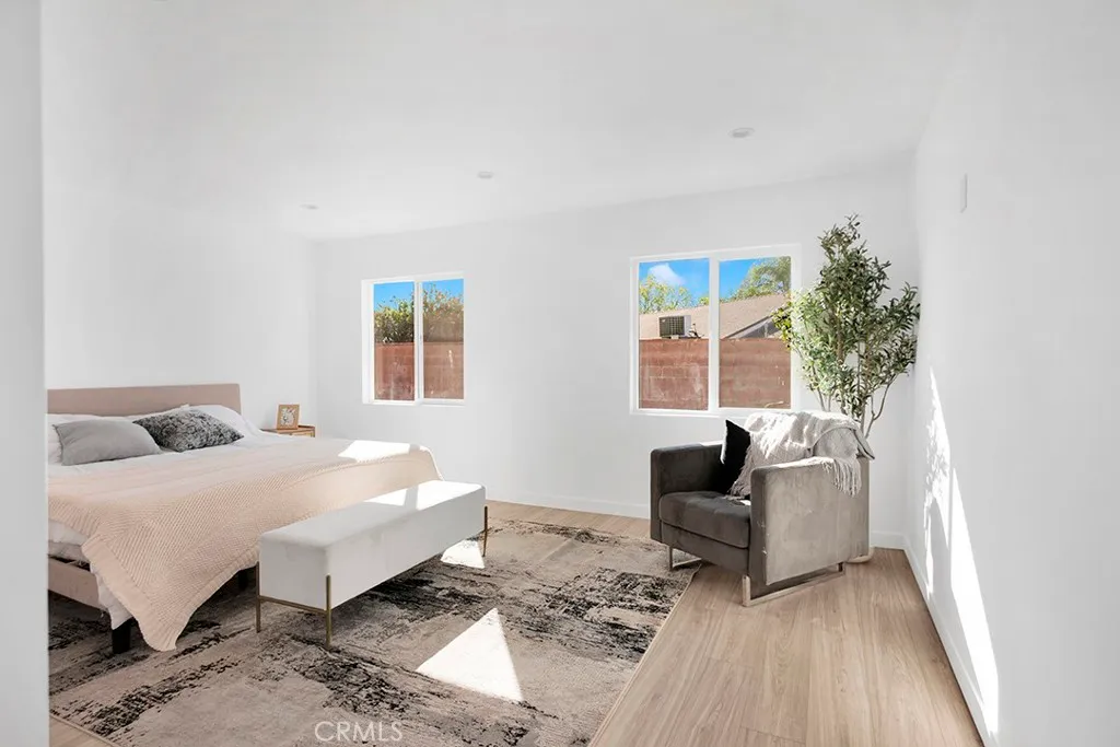 Additional image 17 of 14868 Envoy, Sylmar, CA 91342