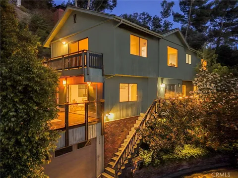 3392 Coy Drive, Sherman Oaks, CA MLS: SR25087000