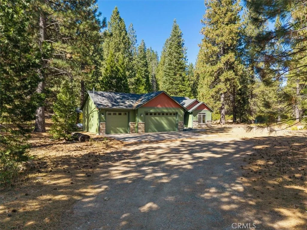 133 Old Stage Loop Cir, Weed, CA 96094 photo 5