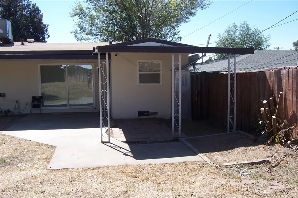 232 E 46th St, San Bernardino, CA 92404