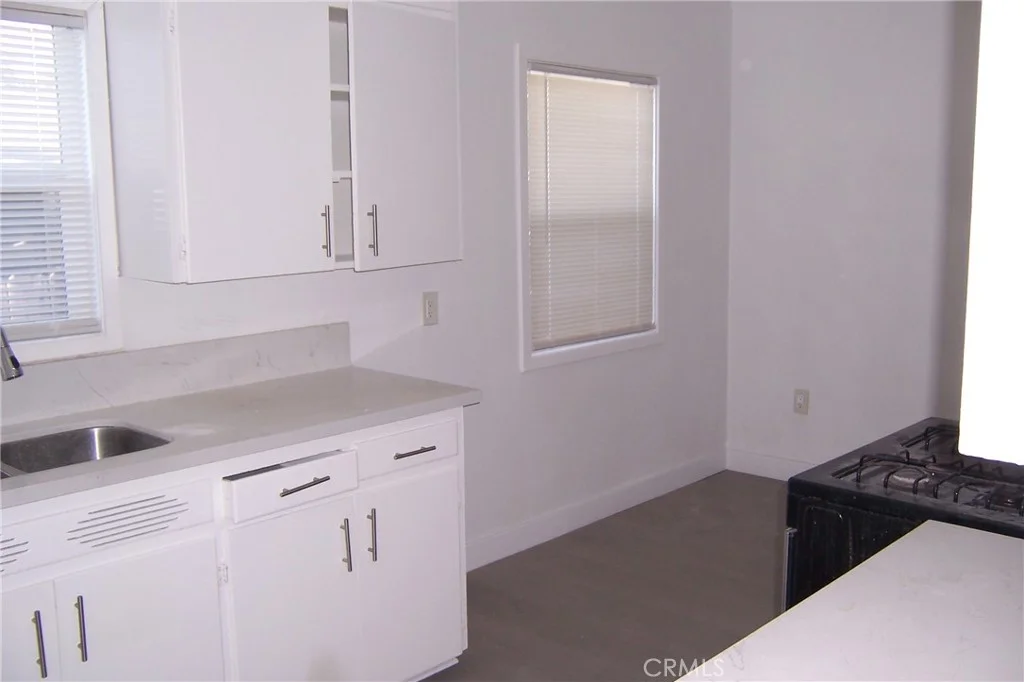 232 E 46th St, San Bernardino, CA 92404 photo 5