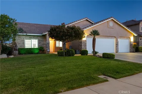 4064 Prestwick Lane, Palmdale, CA MLS: SR25100892